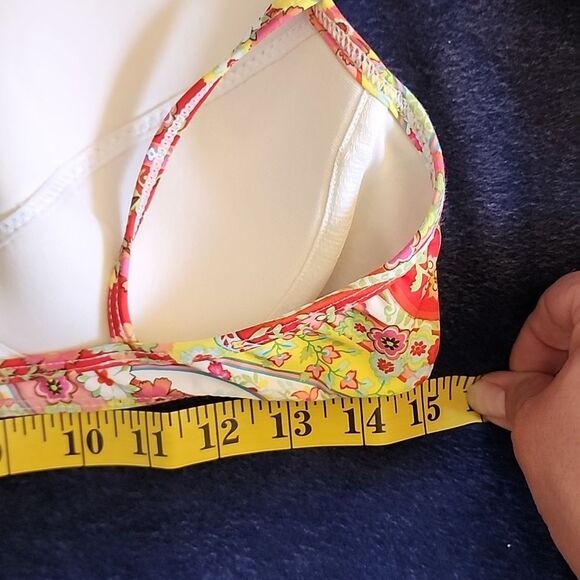 Gianni Bini Multi-Color Floral Print Bikini Top Size Large - Picture 6 of 7